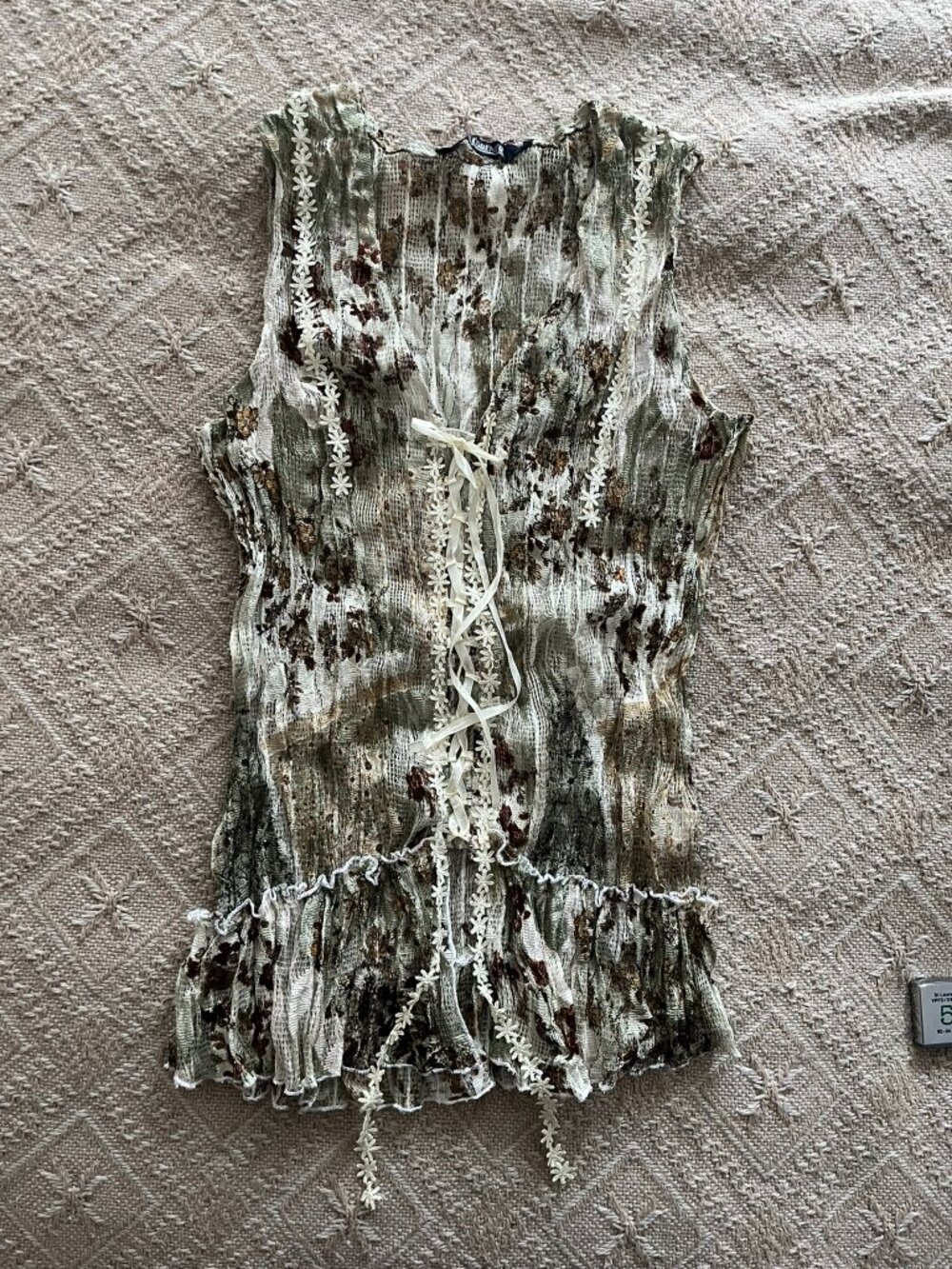 Y2K Le Grenier Crinkle Mesh Ruffle Top Daisy Lace Ribbon Tie Floral Print Size M - Picture 2 of 8